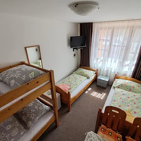 Trojska Pensionat Prag